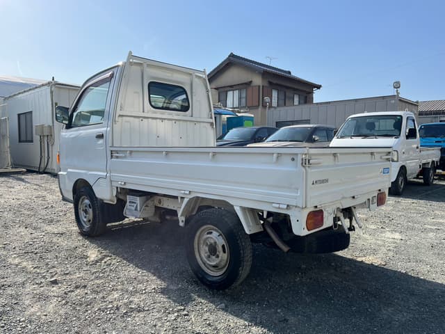 1997 Mitsubishi Minicab JDM car for sale — photo 9 of 25