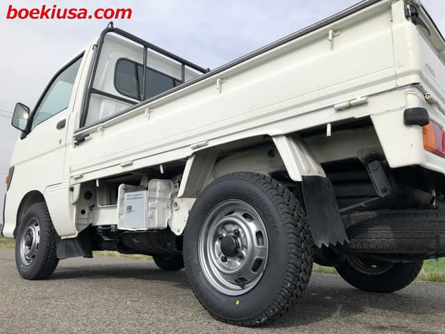 1996 Daihatsu Hijet JDM car for sale — photo 5 of 23