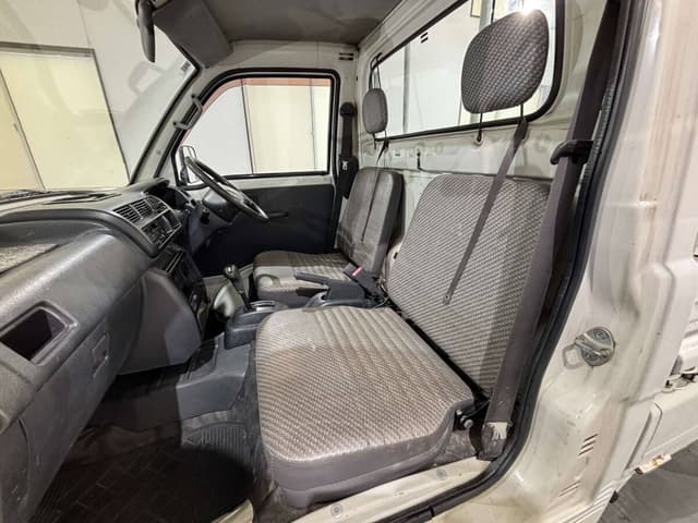 1999 Daihatsu Hijet JDM car for sale — photo 9 of 23