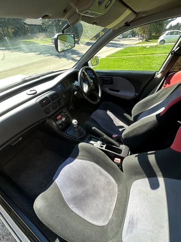 1996 Subaru Impreza JDM car for sale — photo 5 of 11