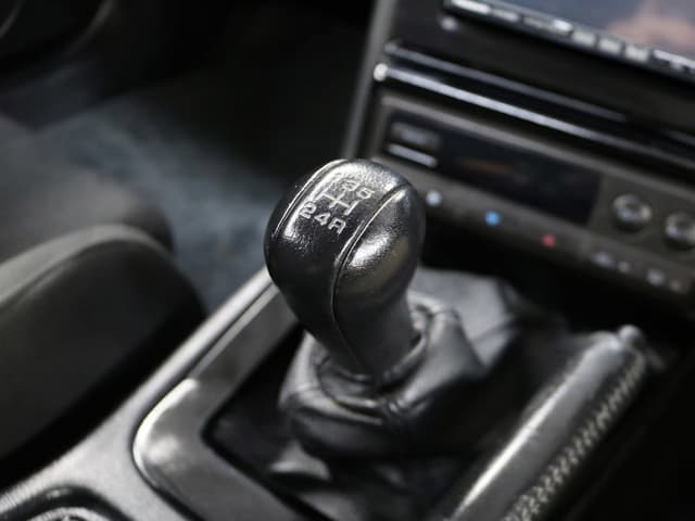 1995 Nissan Skyline JDM car for sale — photo 16 of 25