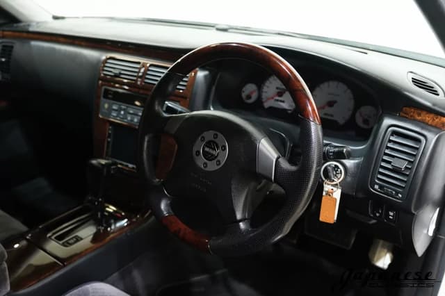 1996 Nissan Cima JDM car for sale — photo 13 of 25