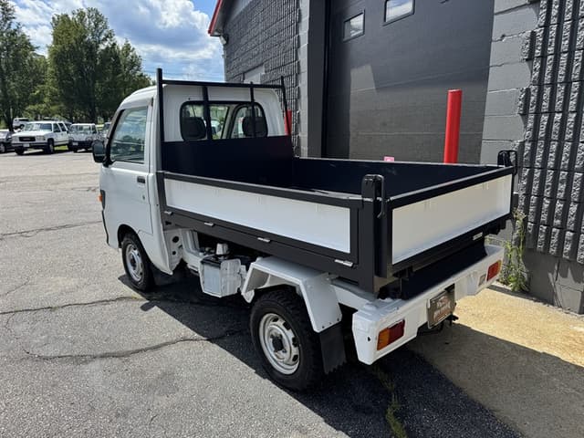 1996 Daihatsu Hijet JDM car for sale — photo 4 of 22