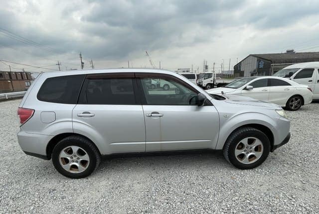 2009 Subaru Forester JDM car for sale — photo 6 of 25