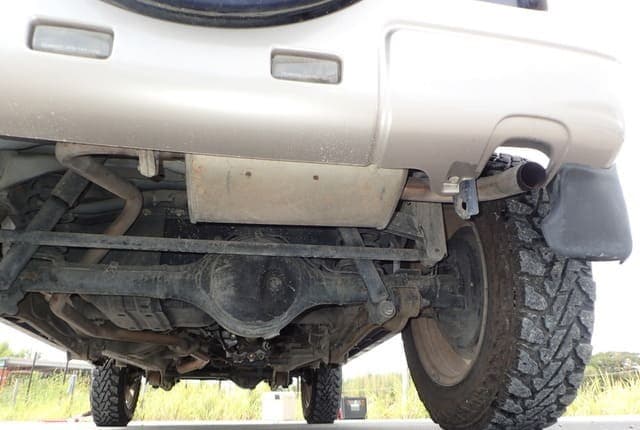 2004 Suzuki Jimny JDM car for sale — photo 16 of 25