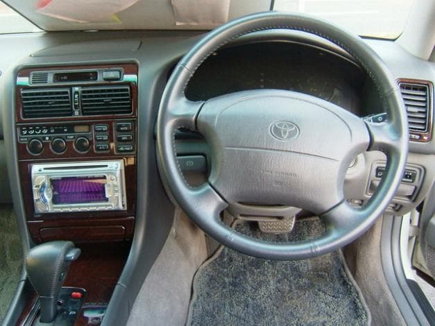 1996 Toyota Aristo JDM car for sale — photo 3 of 3
