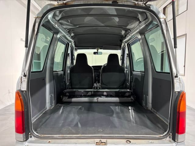 2000 Daihatsu Hijet JDM car for sale — photo 21 of 25