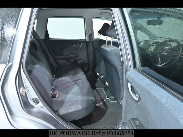 2009 Honda Fit JDM car for sale — photo 5 of 7