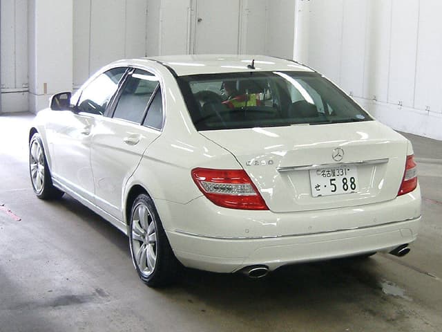 2008 Mercedes-Benz C Class JDM car for sale — photo 2 of 8