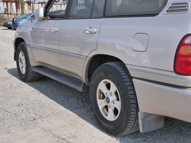 1999 Toyota Land Cruiser JDM car for sale — photo 16 of 25