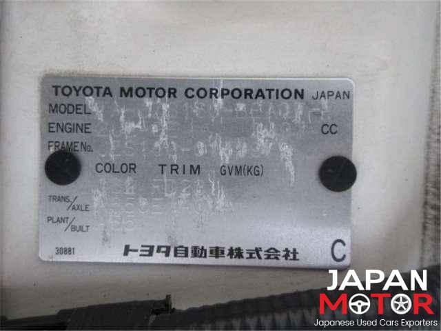 2001 Toyota Aristo JDM car for sale — photo 3 of 17