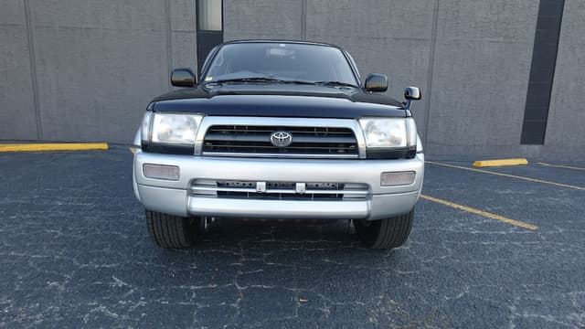 1995 Toyota Hilux Surf JDM car for sale — photo 3 of 14