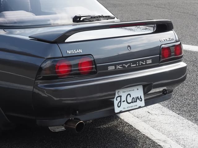 1991 Nissan Skyline JDM car for sale — photo 18 of 24