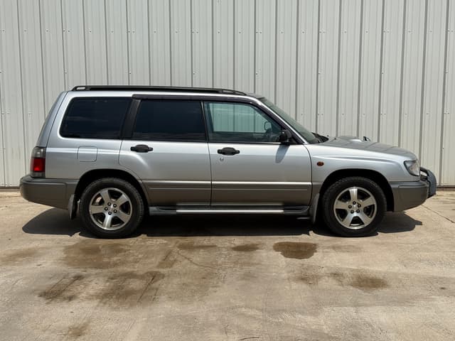 1997 Subaru Forester JDM car for sale — photo 2 of 19