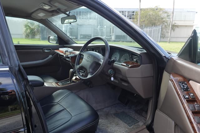 2001 Nissan Laurel JDM car for sale — photo 10 of 20