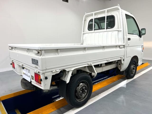 1998 Daihatsu Hijet JDM car for sale — photo 4 of 24