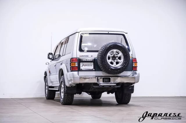 1994 Mitsubishi Pajero JDM car for sale — photo 8 of 25