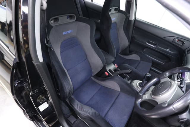 2001 Mitsubishi Lancer Evolution JDM car for sale — photo 16 of 25