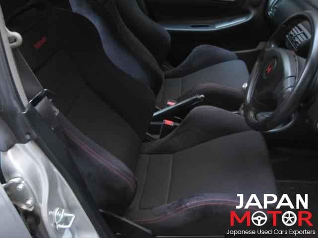 1998 Honda Integra JDM car for sale — photo 8 of 9