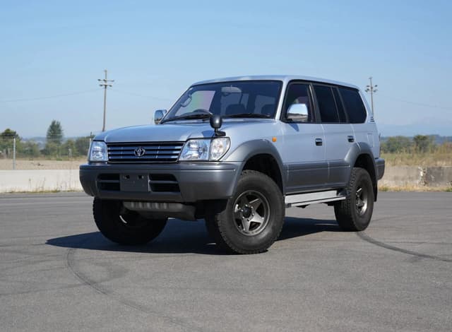 1997 Toyota Land Cruiser JDM car for sale — photo 2 of 10
