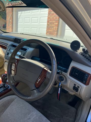 2000 Toyota Crown JDM car for sale — photo 9 of 22