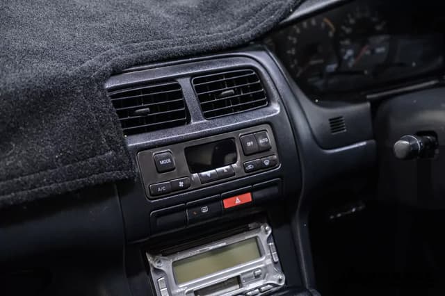 1993 Nissan Silvia JDM car for sale — photo 11 of 23