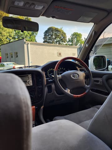 2001 Toyota Land Cruiser JDM car for sale — photo 17 of 24