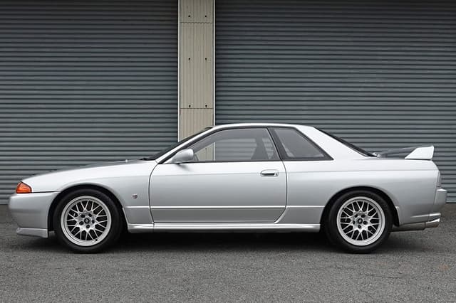 1994 Nissan Skyline JDM car for sale — photo 5 of 25