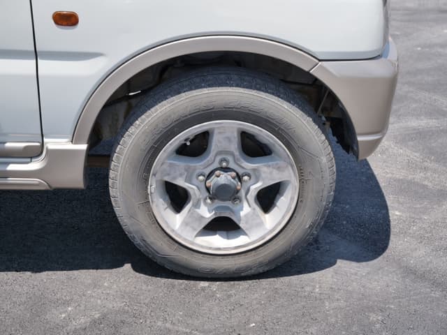 2001 Suzuki Jimny JDM car for sale — photo 22 of 25