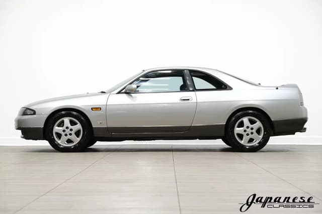 1994 Nissan Skyline JDM car for sale — photo 4 of 25