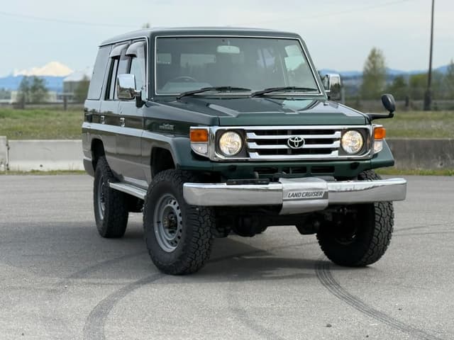 2001 Toyota Land Cruiser JDM car for sale — photo 5 of 10