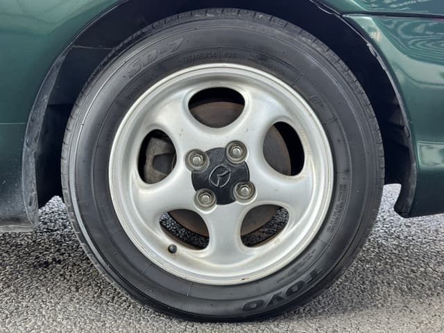 1999 Mazda Roadster (Eunos Roadster / MX-5) JDM car for sale — photo 20 of 25