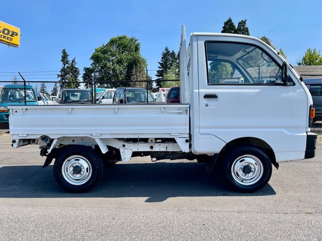1992 Mitsubishi Minicab JDM car for sale — photo 17 of 25