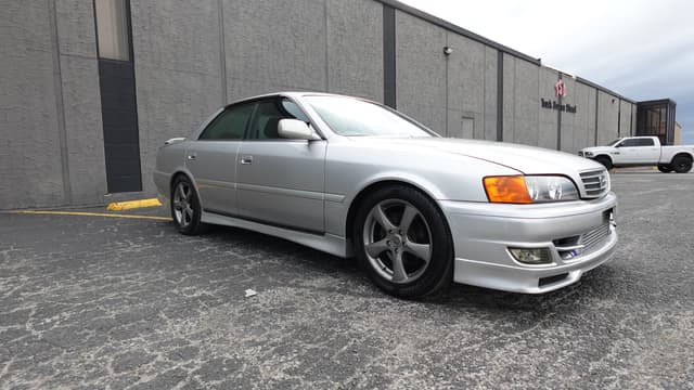 1999 Toyota Chaser JDM car for sale — photo 4 of 17