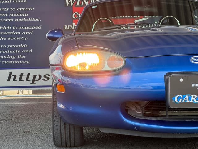 1999 Mazda Roadster (Eunos Roadster / MX-5) JDM car for sale — photo 17 of 25