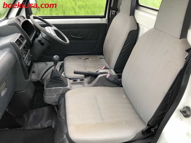 1991 Mitsubishi Minicab JDM car for sale — photo 10 of 24