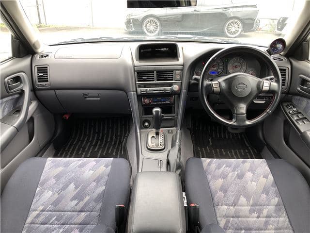 1998 Nissan Skyline JDM car for sale — photo 16 of 25