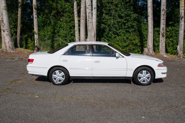1998 Toyota Mark II JDM car for sale — photo 7 of 13