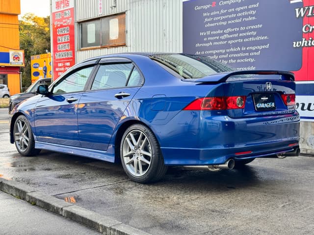 2005 Honda Accord JDM car for sale — photo 2 of 25