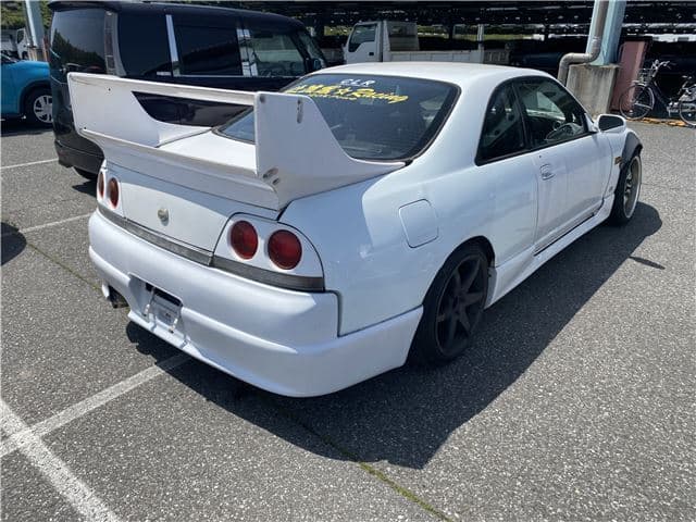 1995 Nissan Skyline JDM car for sale — photo 2 of 6
