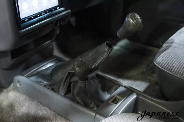 1991 Toyota Hilux JDM car for sale — photo 12 of 25
