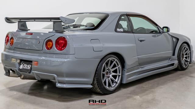 1998 Nissan Skyline JDM car for sale — photo 7 of 24