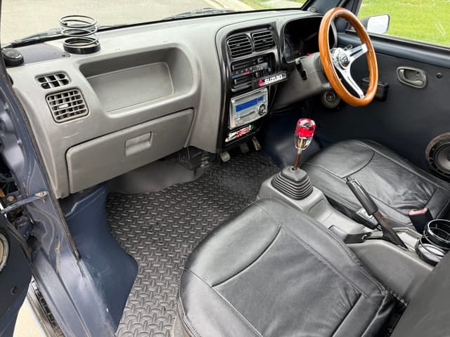 1999 Suzuki Carry JDM car for sale — photo 8 of 13