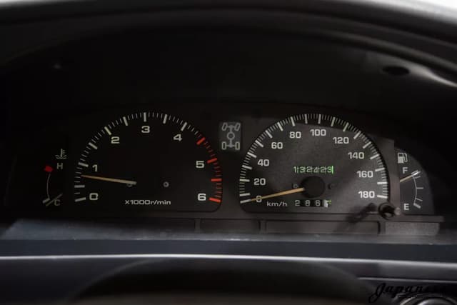 1996 Toyota Hilux JDM car for sale — photo 13 of 25