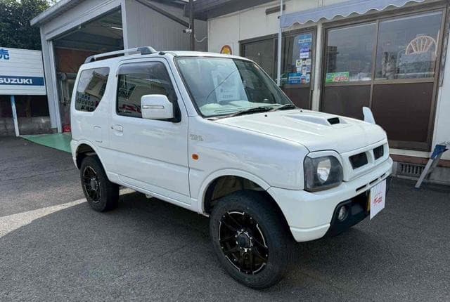 2008 Suzuki Jimny JDM car for sale — photo 13 of 25