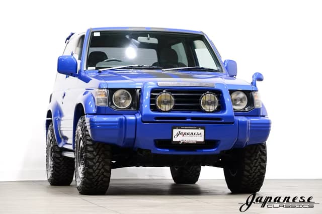 1997 Mitsubishi Pajero JDM car for sale — photo 3 of 25