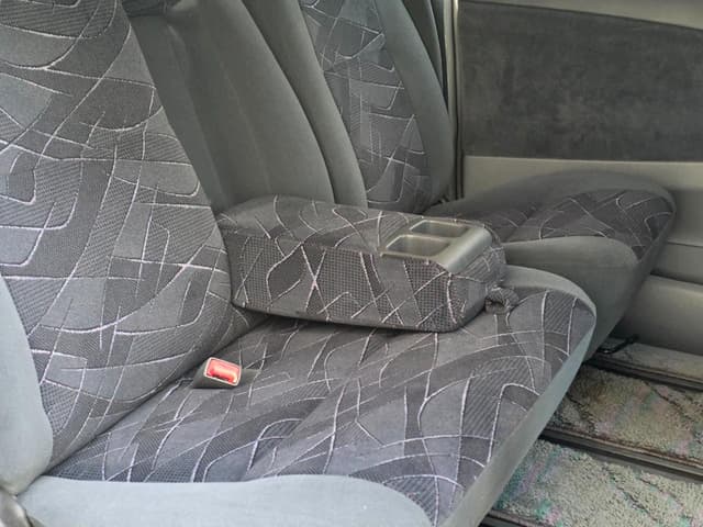 2000 Toyota Estima JDM car for sale — photo 9 of 25