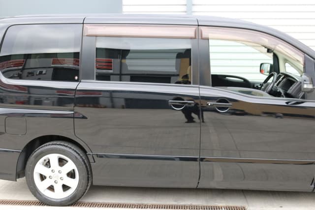 2009 Nissan Serena JDM car for sale — photo 11 of 25