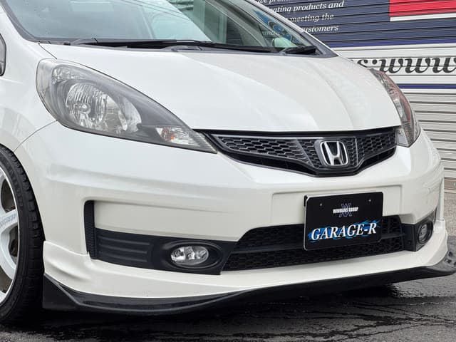 2011 Honda Fit JDM car for sale — photo 11 of 25