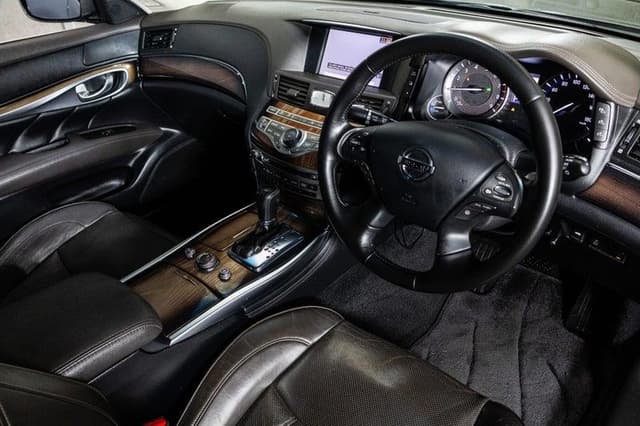 2012 Nissan Fuga JDM car for sale — photo 15 of 20